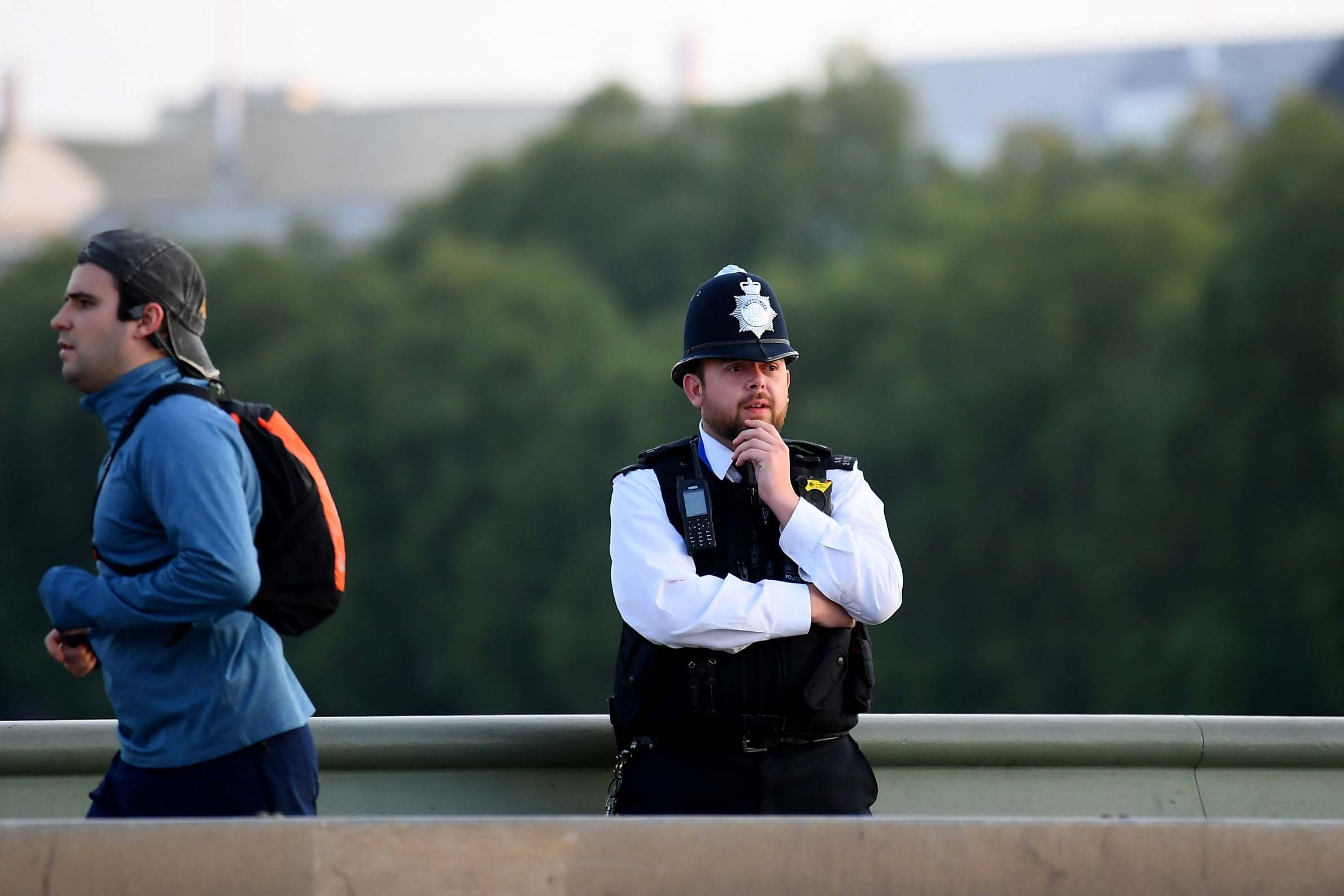 Government knuckles down on lockdown flouters by raising fines to £100
