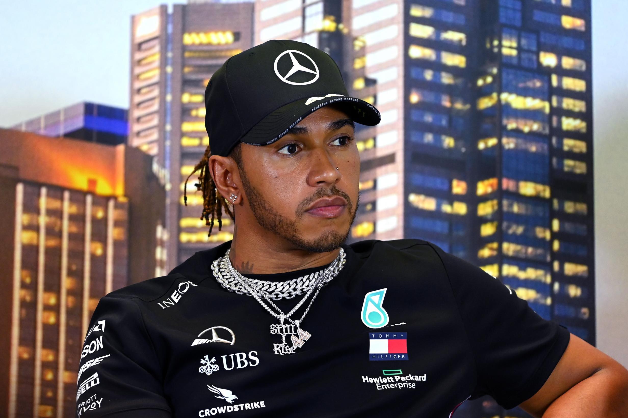 Mercedes confident Lewis Hamilton will sign new contract