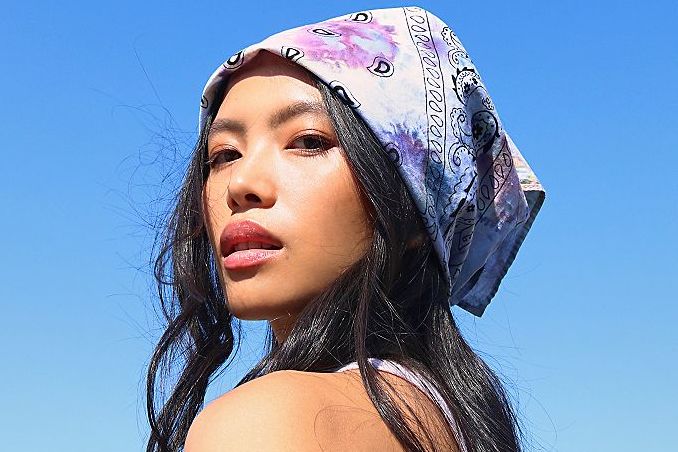 4 hair accessories to keep heatwave hair off your face