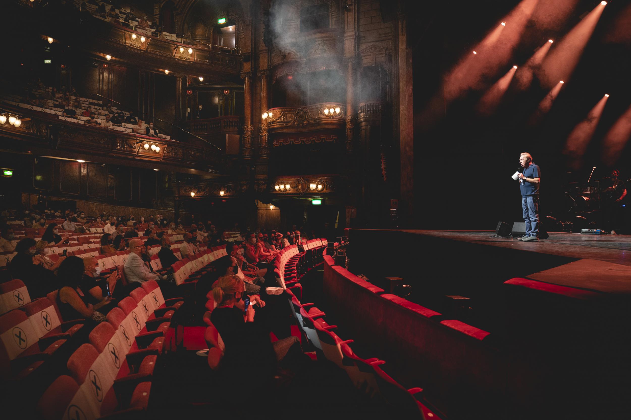 West End festive theatre in doubt amid lockdown rehearsals concern