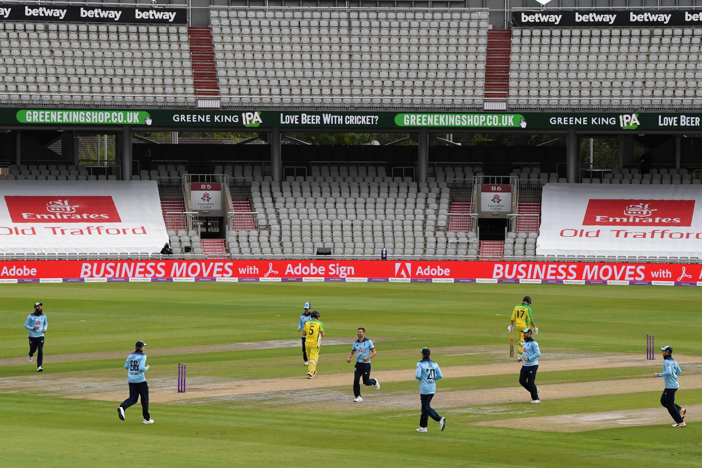 England vs Australia LIVE! Second ODI