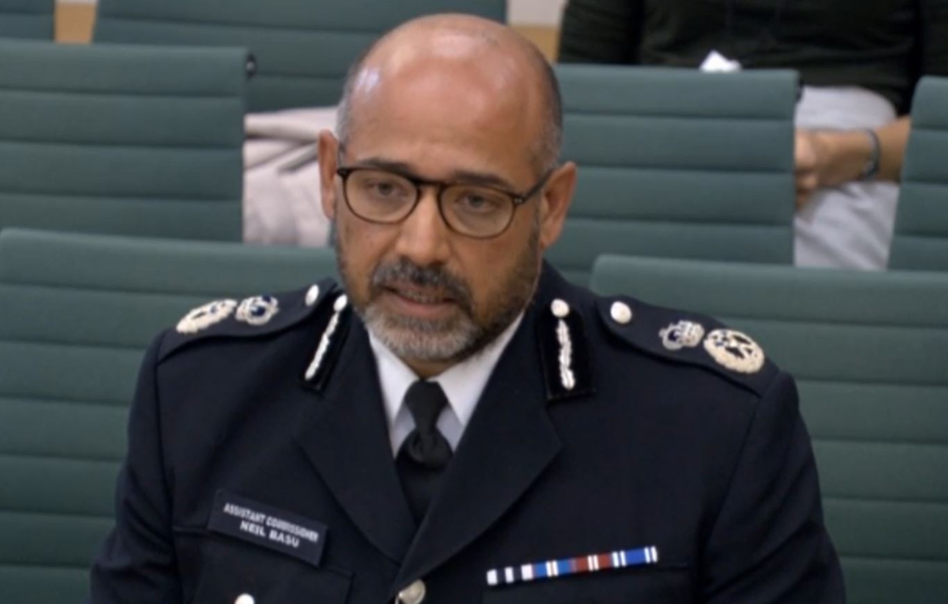 Teenagers as young as 13 ‘starting to talk about committing terror attacks’